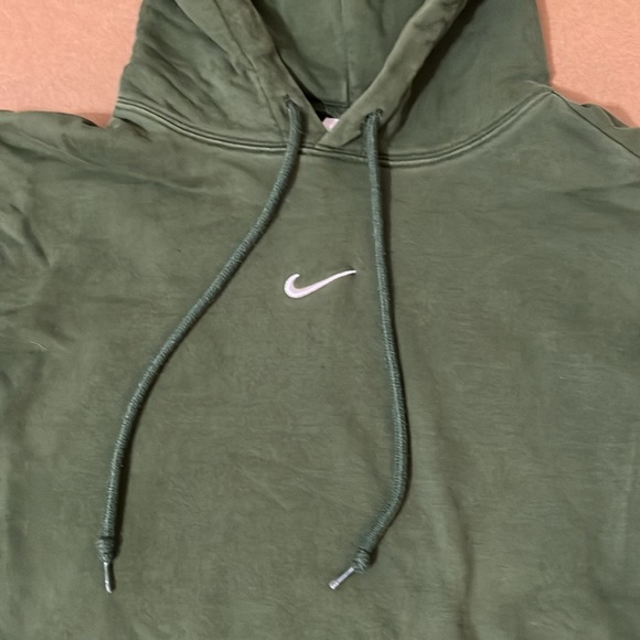 Nike Pullover Hoodie - Picture 3 of 8